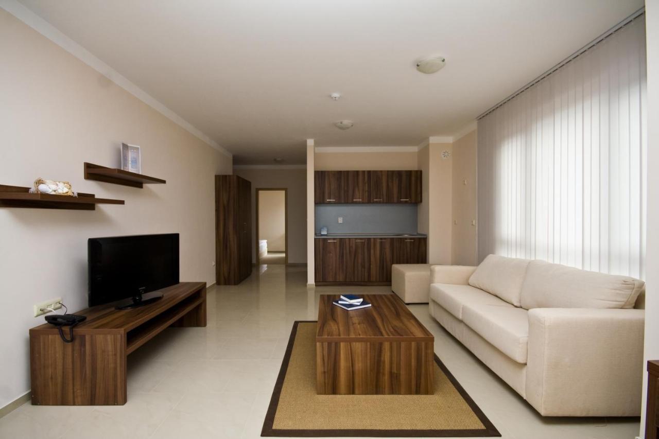 Paradise Bay Hotel Pomorie Eksteriør bilde