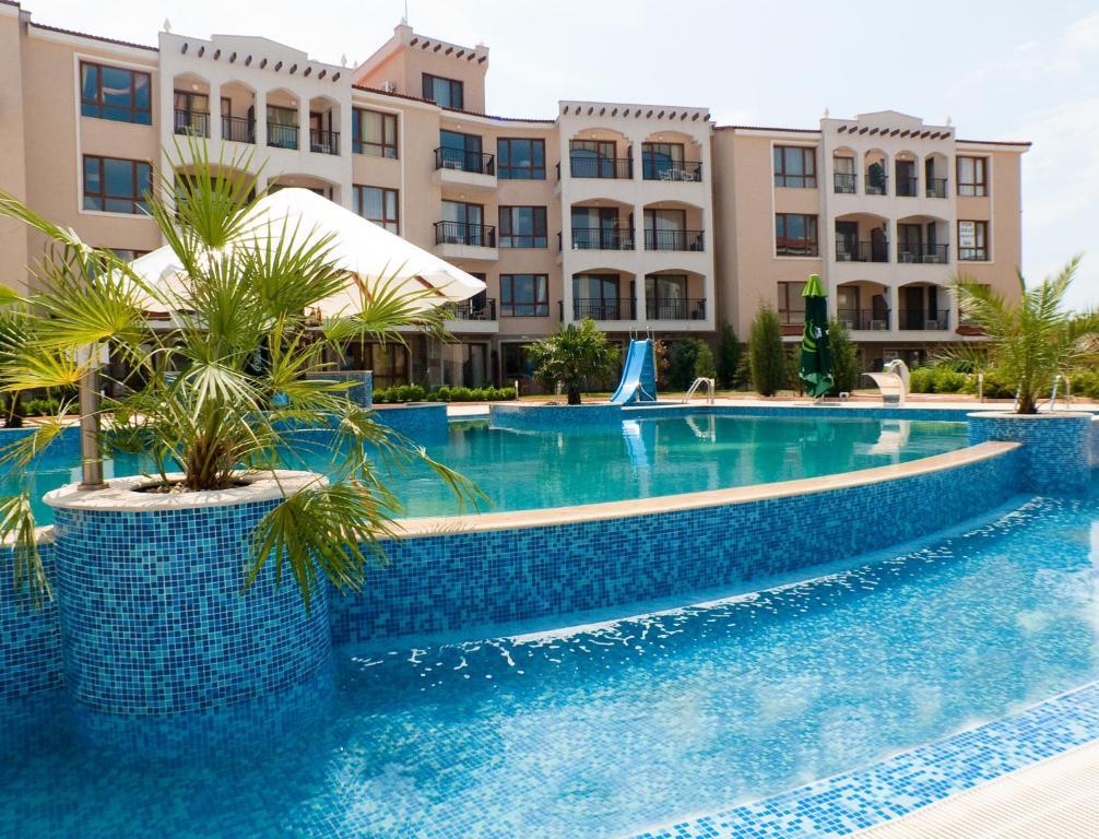 Paradise Bay Hotel Pomorie Eksteriør bilde