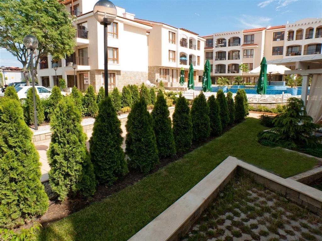 Paradise Bay Hotel Pomorie Eksteriør bilde